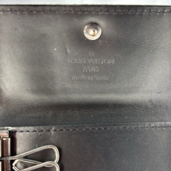 Louis Vuitton Key Holder Monogram Black Vernis Leather | Unisex | Pre-Owned | - Picture 4 of 7